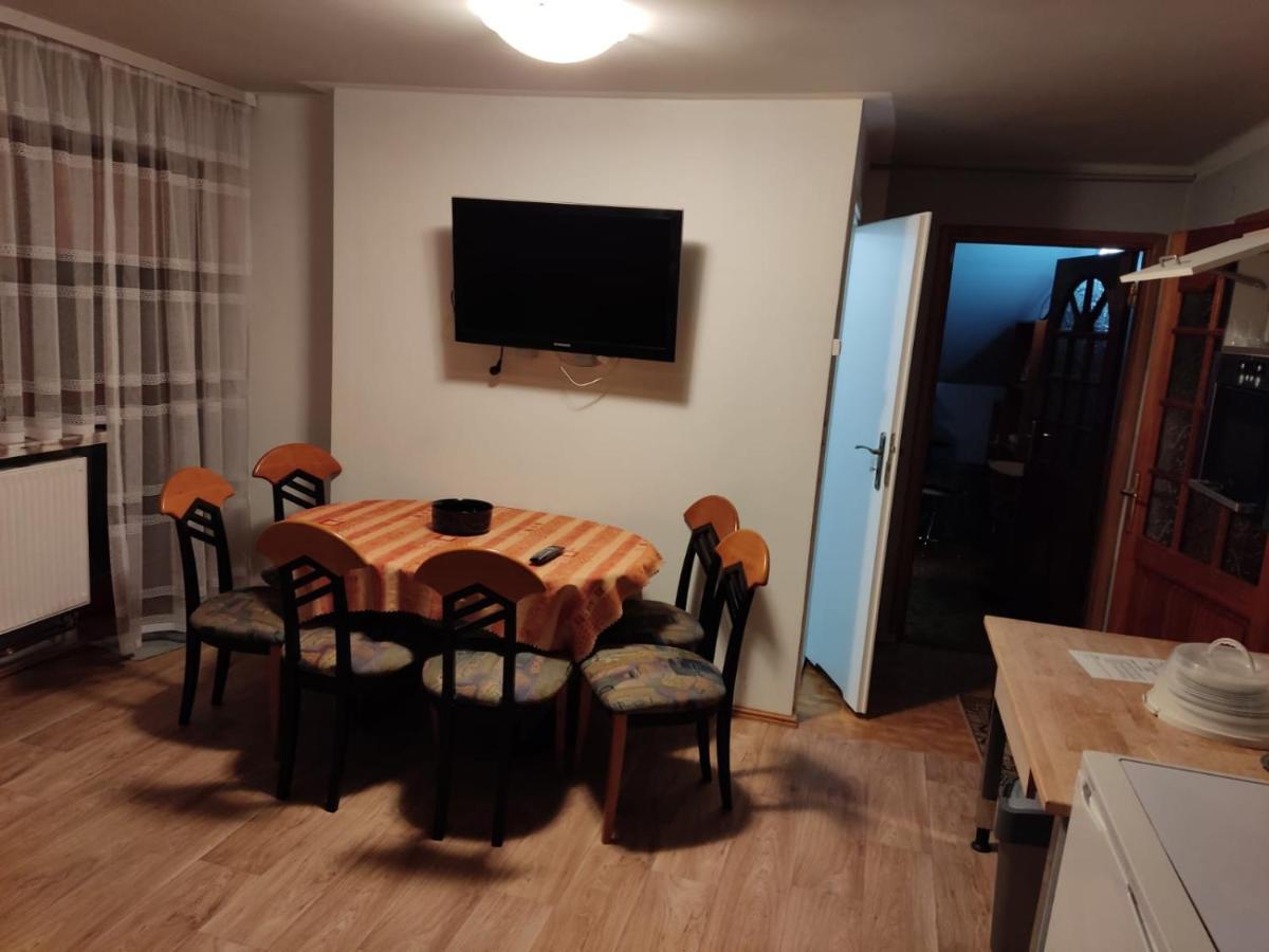 Podelniska Porąbka Buitenkant foto